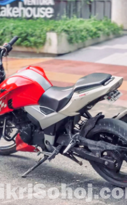 TVS Apache RTR 160 4v